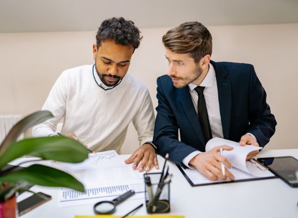 Responsable de communication à l'international. Maîtrise de l'anglais. à Meaux